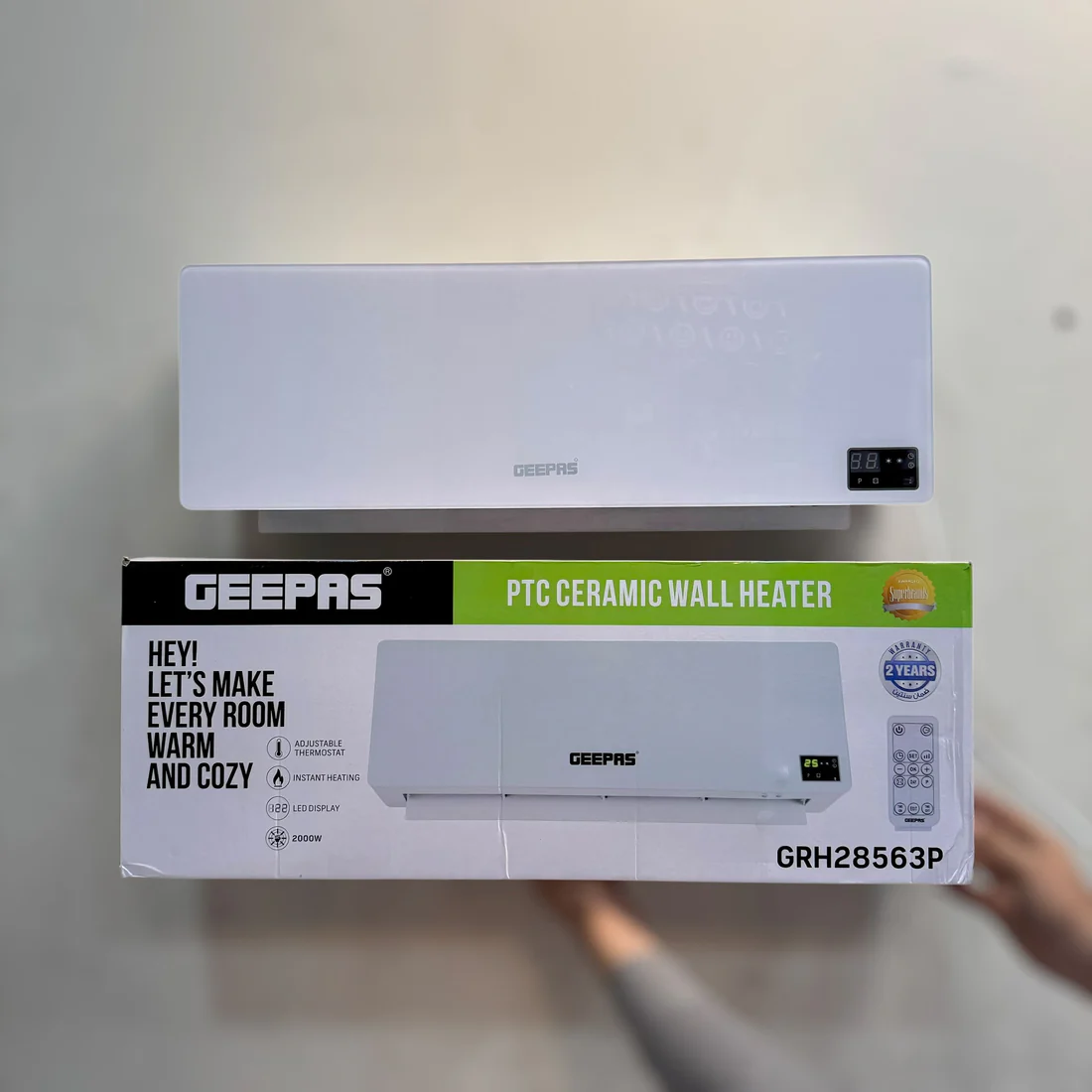 Geepas PTC Ceramic Wall Heater 28563P - Image 4